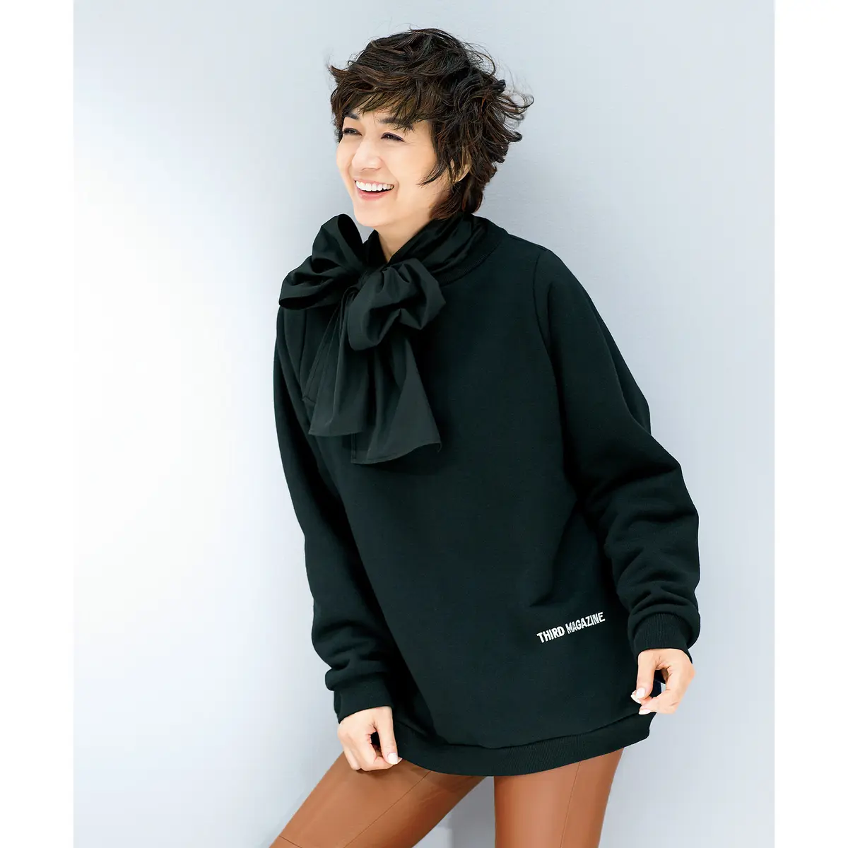 カバーモデル富岡佳子さんが着こなす「THの画像_2