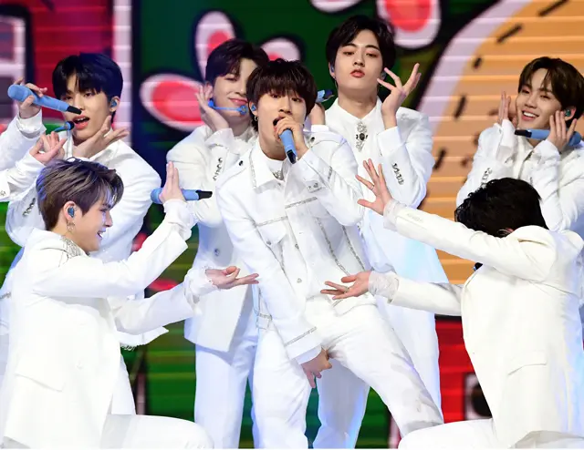 BIGBANGやiKONも所属するYGのオーディション番組から誕生したTREASURE