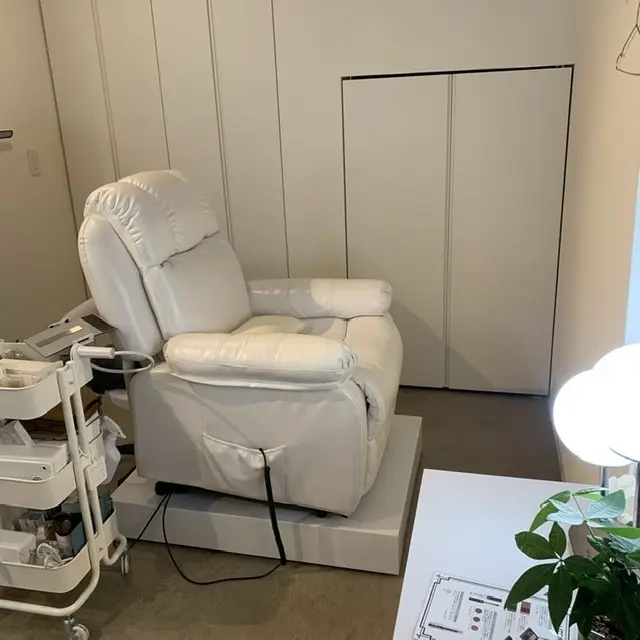 施術用のチェアー