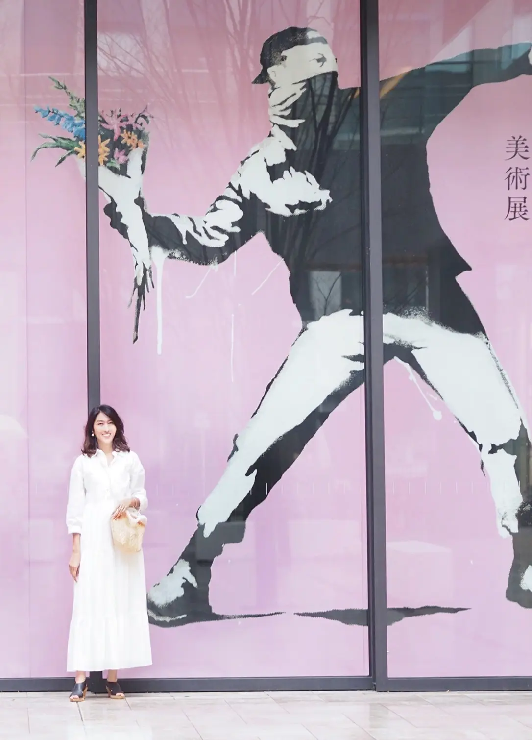 春の新作ZARAワンピで、バンクシーっての画像_5