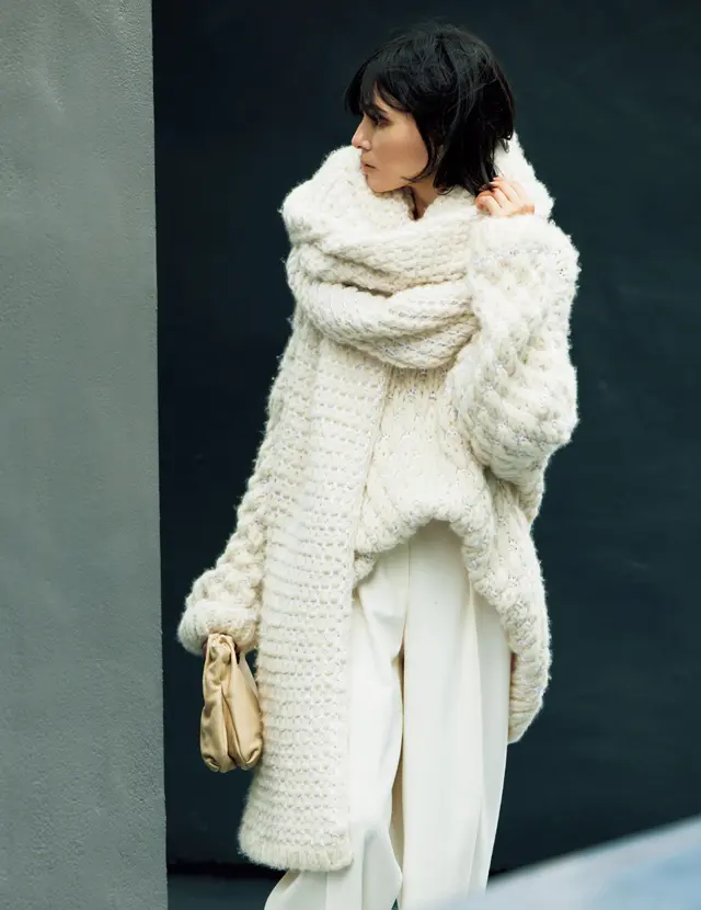 ザ･ロウのストールの田沢美亜