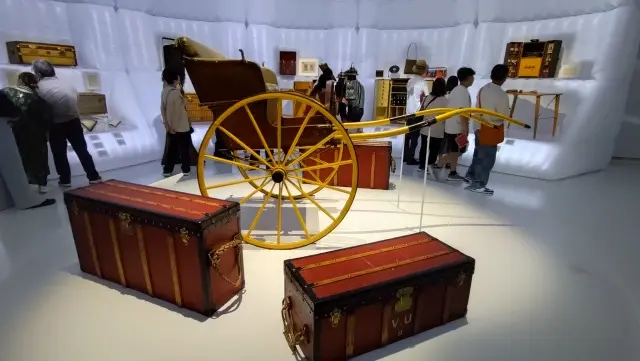 LOUIS　VUITTONの旅を楽しんでの画像_3