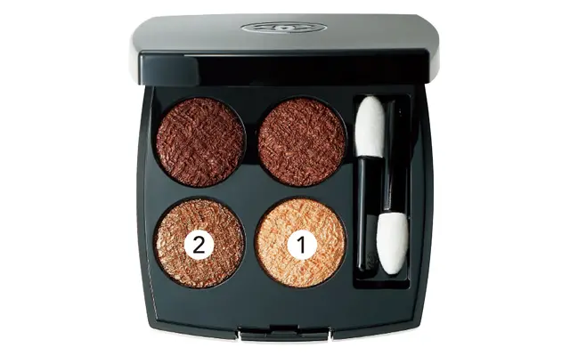 レ キャトル オンブル ツイード 01（9/9限定発売）￥11,880／シャネル