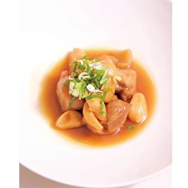 Facebookにて最新の節気コ ースメニューが案内される。 コース料理1 名NTD2,800。 写真はある節気の料理から。