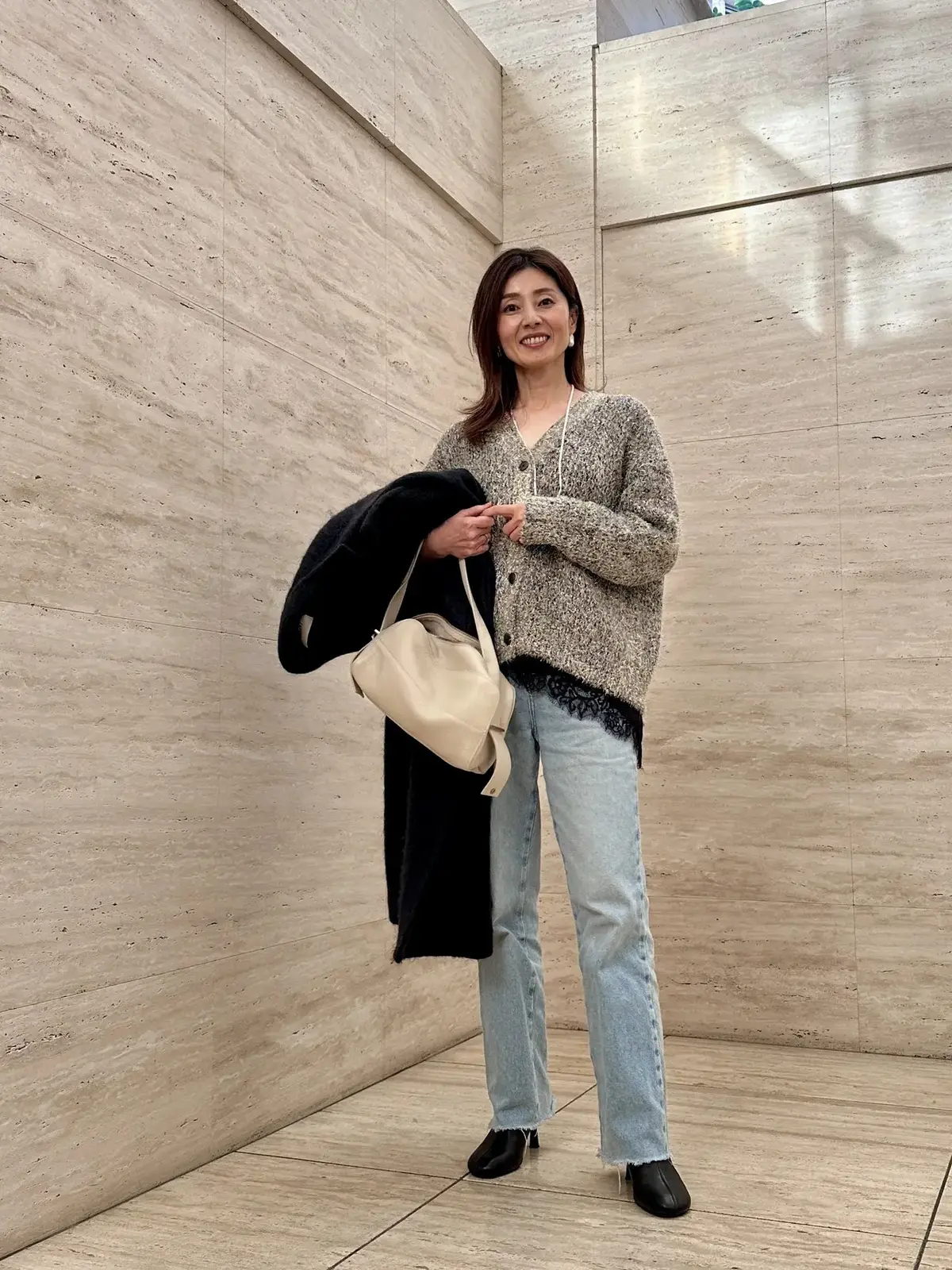 ZARA パンツ・ブーツ・バッグ愛用 エクラ華組 梁瀬理砂さん