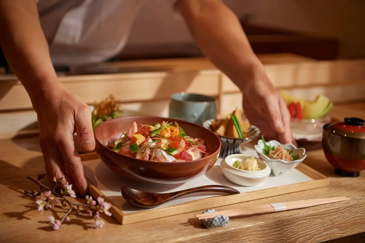 「アンダーズ東京」サクラちらし寿司