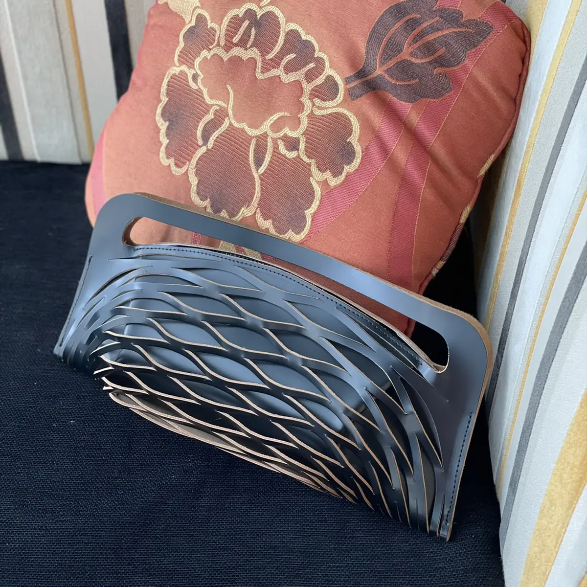 優しいピンクに黒を効かせて♡ピリッと甘辛の画像_4