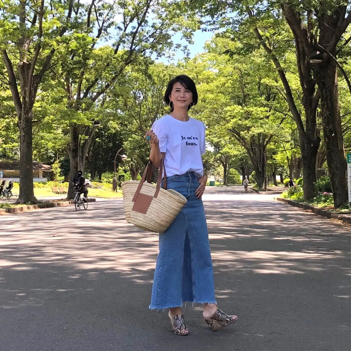 大人のロゴTスタイルの画像_4