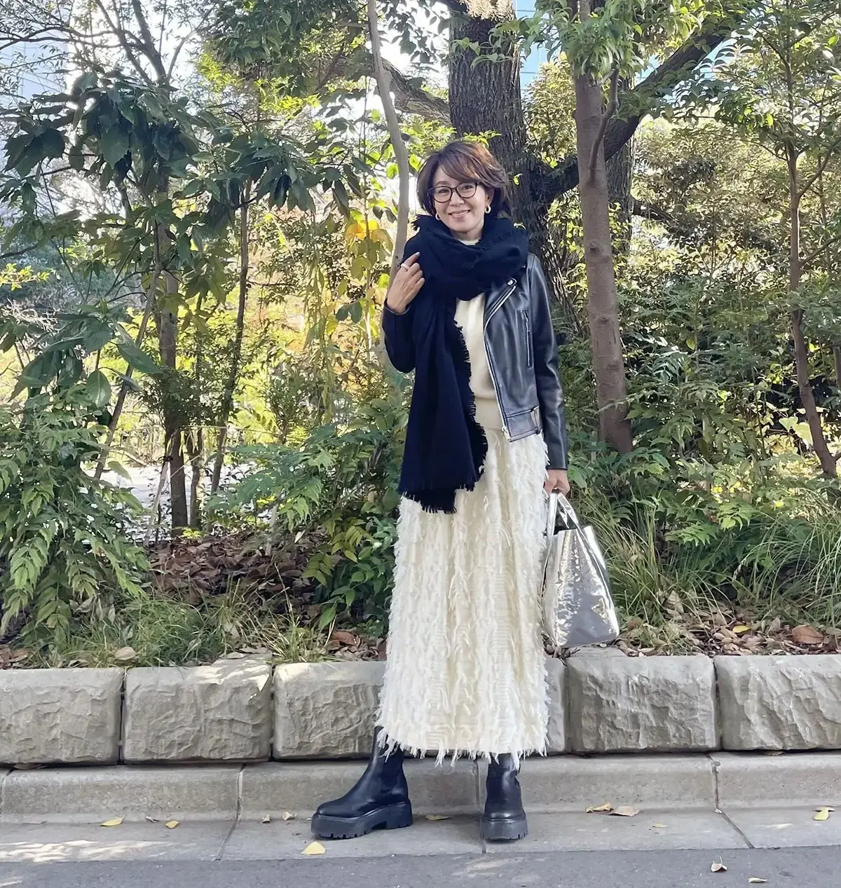 【ショートヘアと巻物のおしゃれな関係②】巻き方のポイントとは？エクラ華組の巻物スタイルを拝見