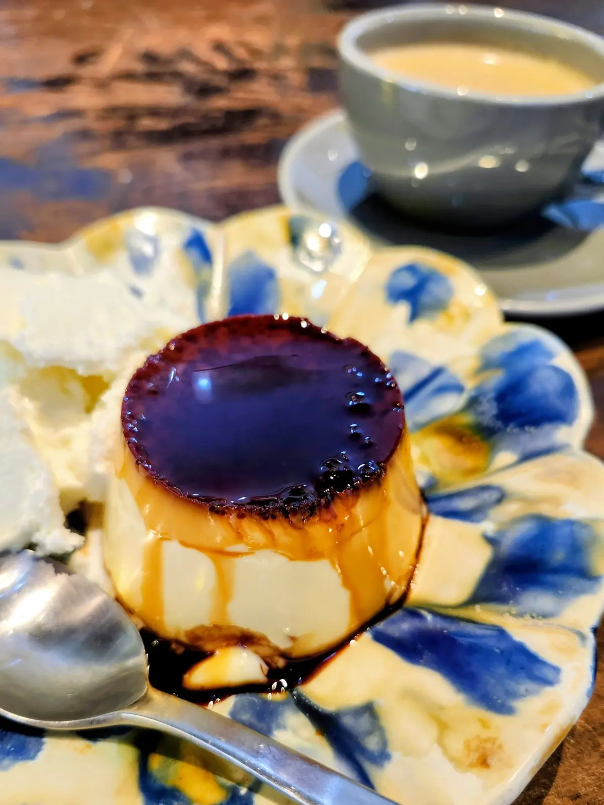 “プリン初め”は「優美」という名のカフェの画像_8