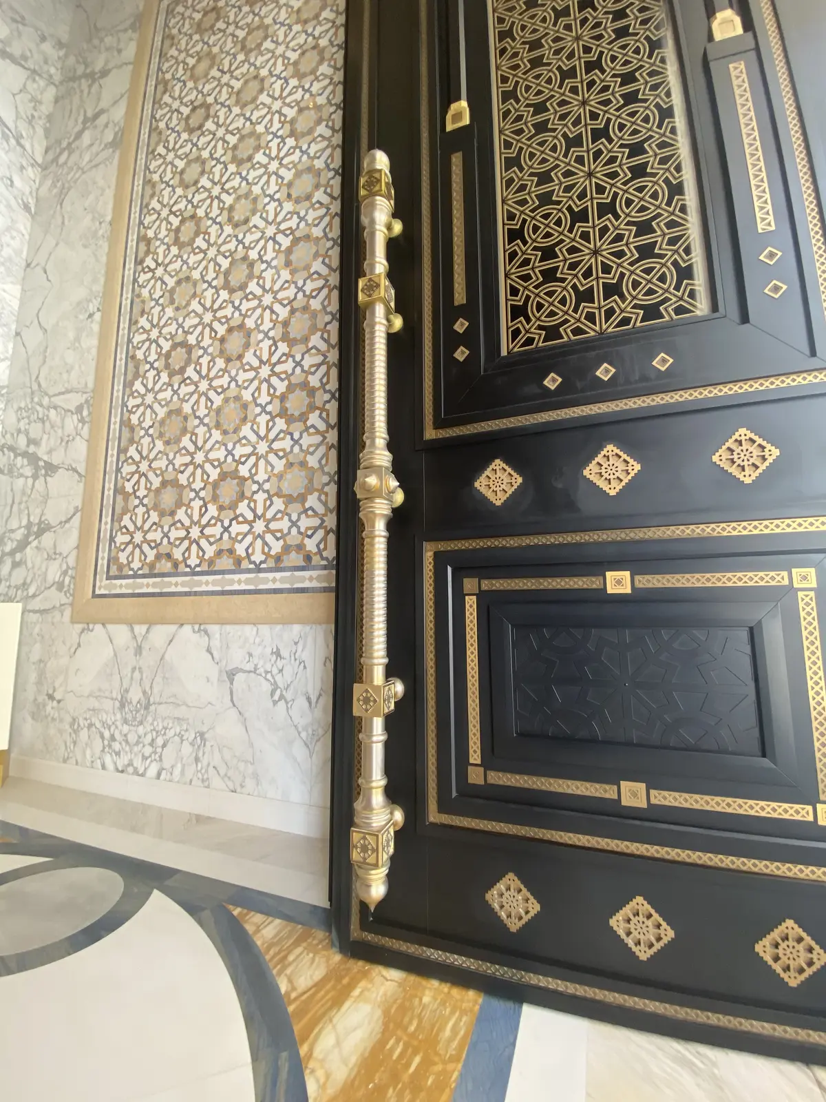 UAE(アラブ首長国連邦)大統領官邸へ。の画像_4