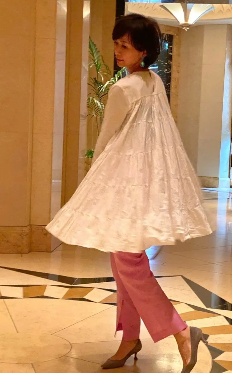 Merletteの白トップス