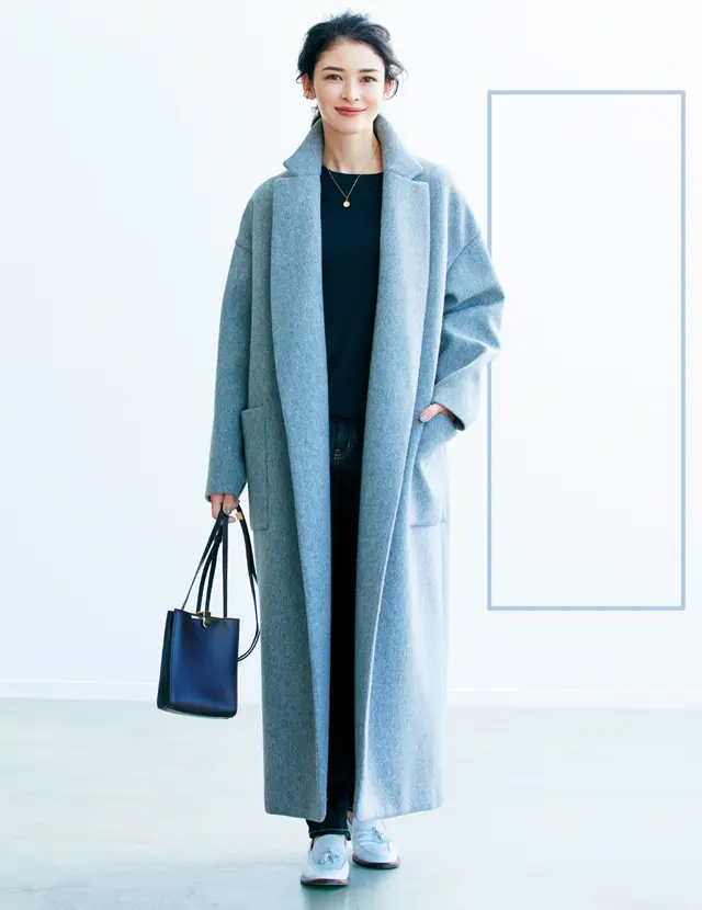 小柄さんのボリュームある冬服のシルエットは《長方形》か《円錐形》この2択！