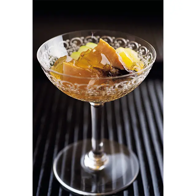 「鮑のやわらか煮と冬瓜のかしわ煮 糸 瓜」。