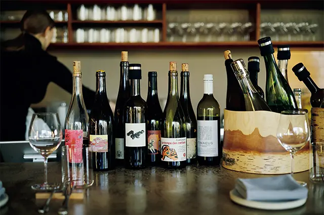 自然派ワインはきれいめの飲み口のものが多 くラインナップされている