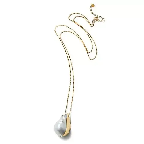 【50代 週末コーデ】エコファーベストをの画像_4