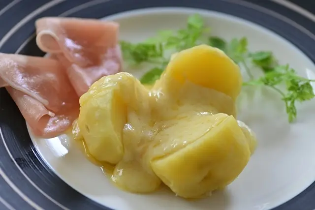 ワインとチーズで幸せ気分♪の画像_6