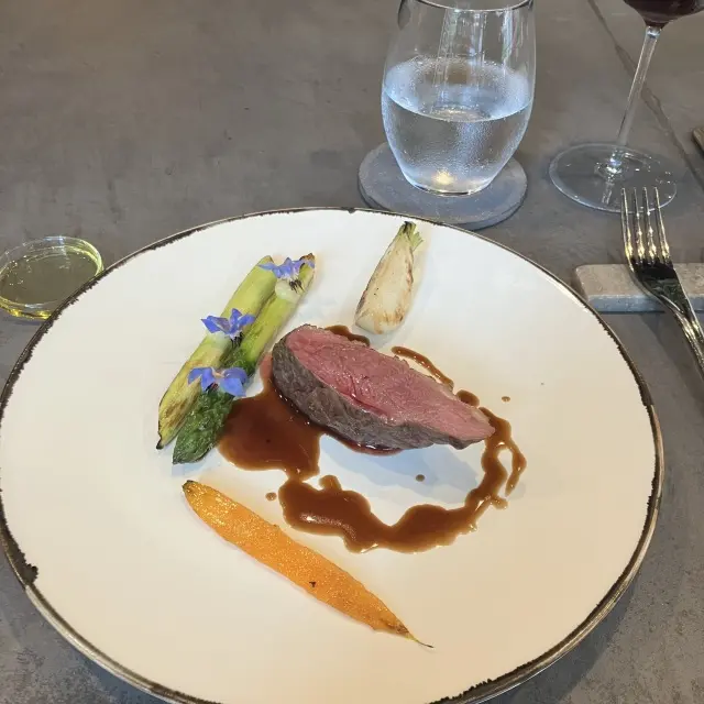 六本木のカウンターでいただくフレンチの画像_8