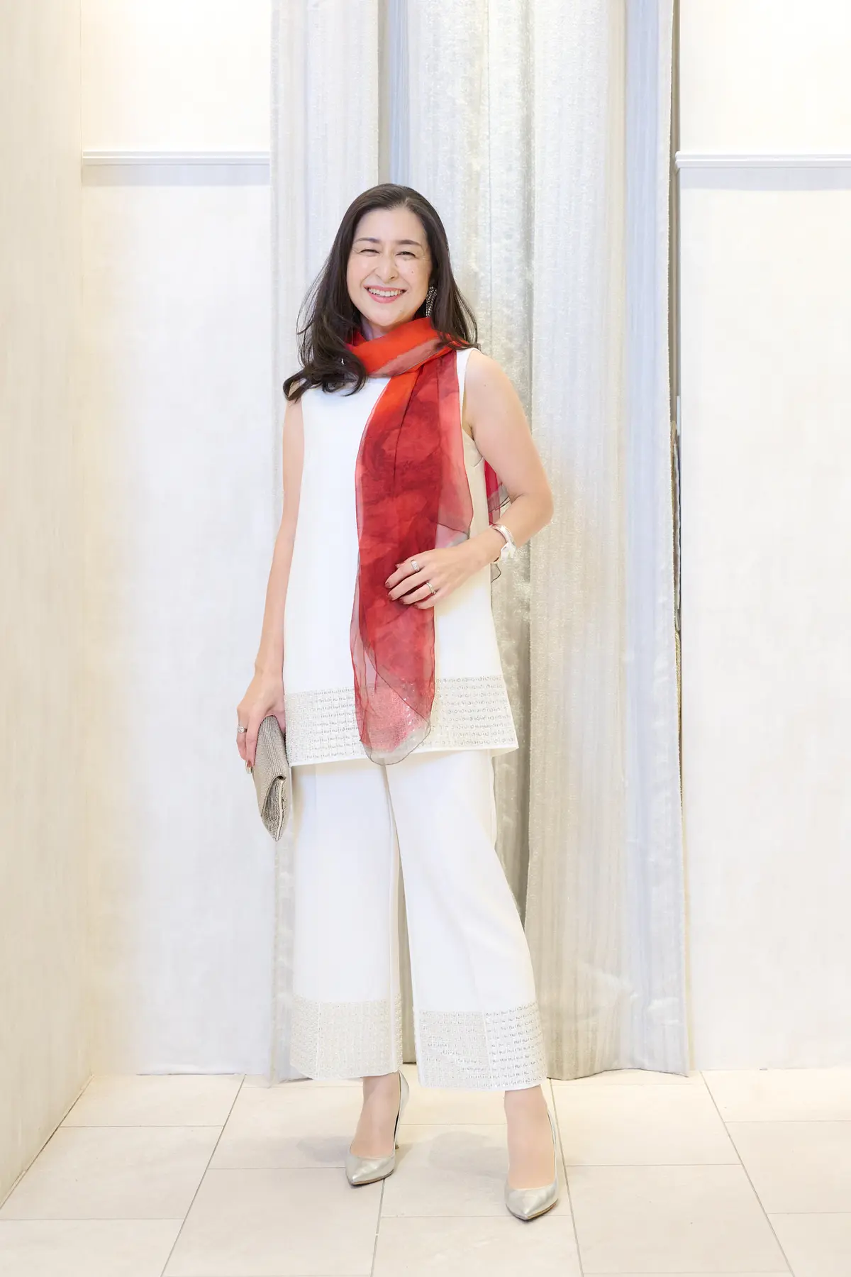 赤やピンクで華やかに着飾って！カラーリンの画像_1