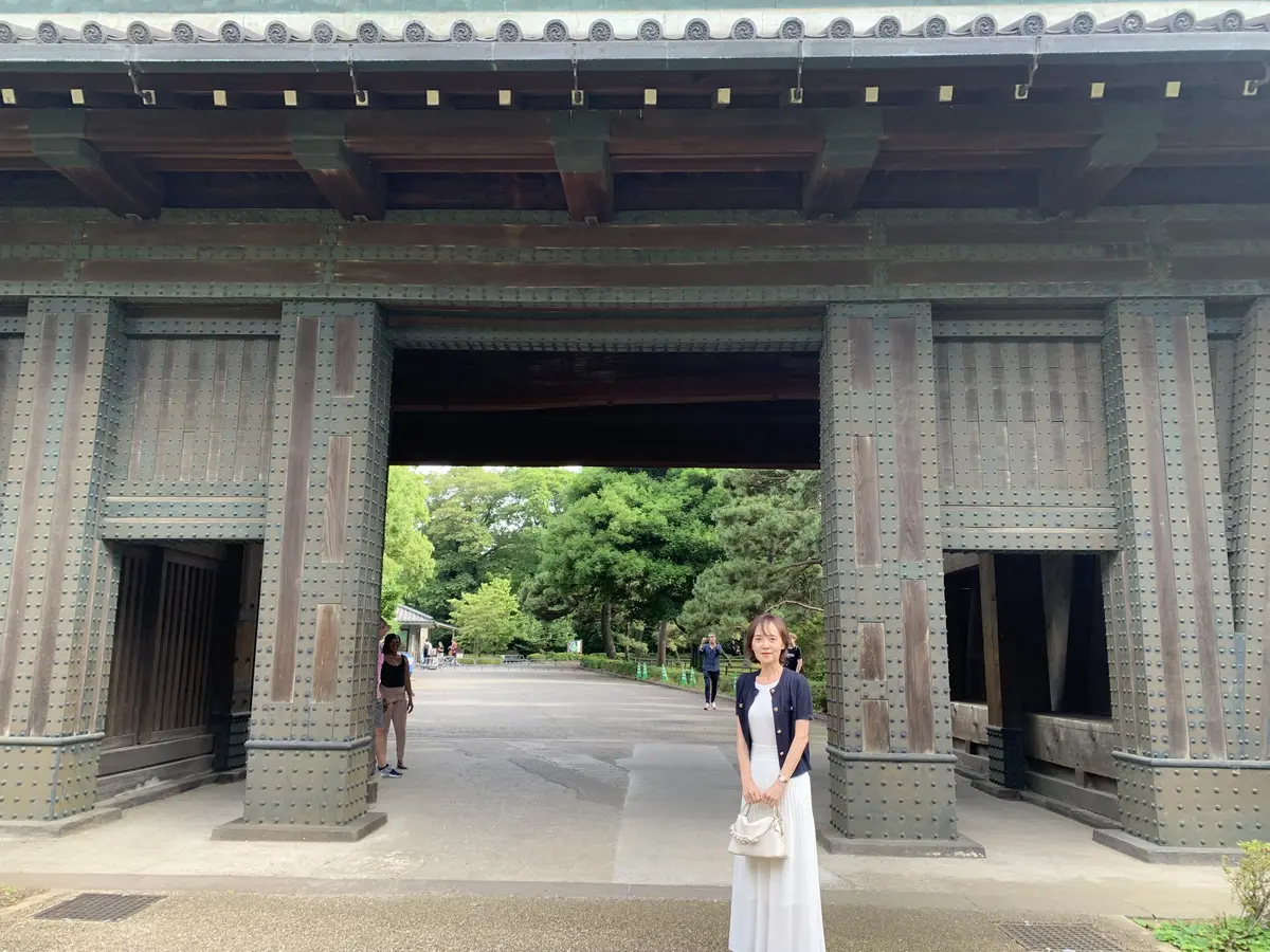 すっきり＆フェミニンなショートヘア　初ラの画像_12