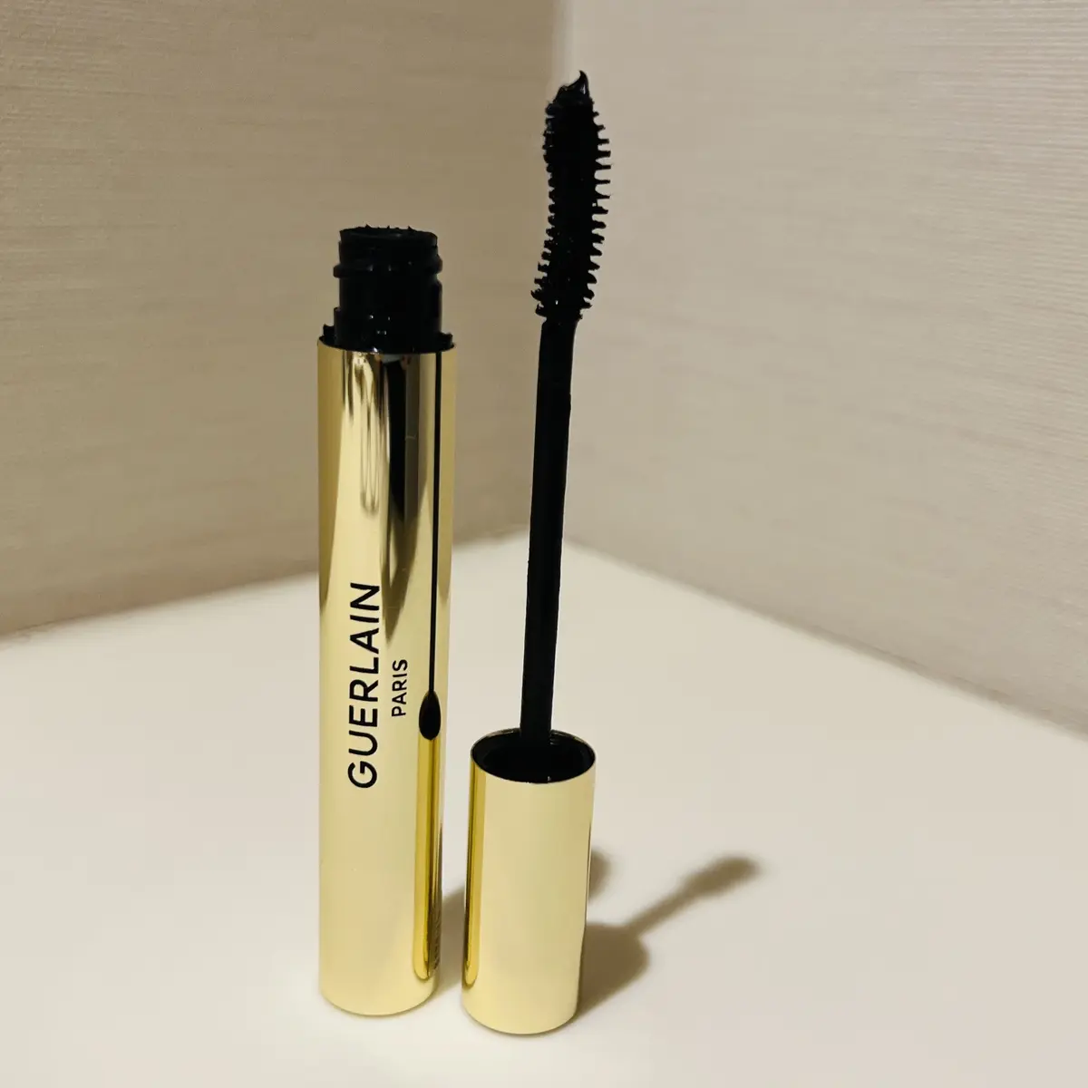 ノワール ジェ　ブラック　￥4,950／ゲラン