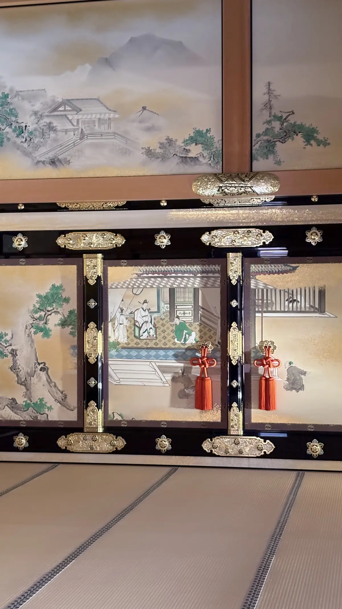 貴重品入れ　蔵　名古屋