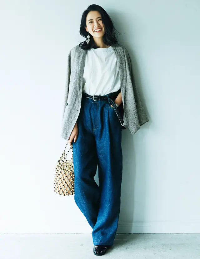 SINMEのデニムコーデの浜島直子さん