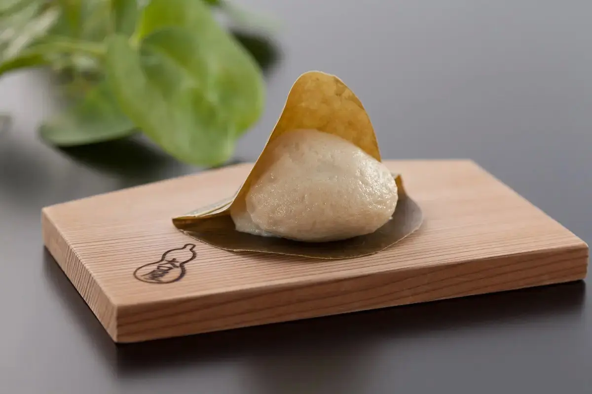 大口屋の「餡麩三喜羅（あんぷさんきら）」