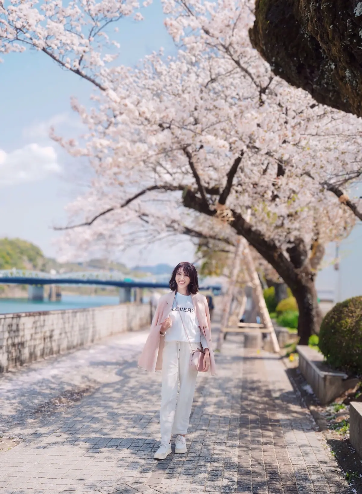 H&M リネンブレンドブレザー 4,999円　記事番号：1267586002 