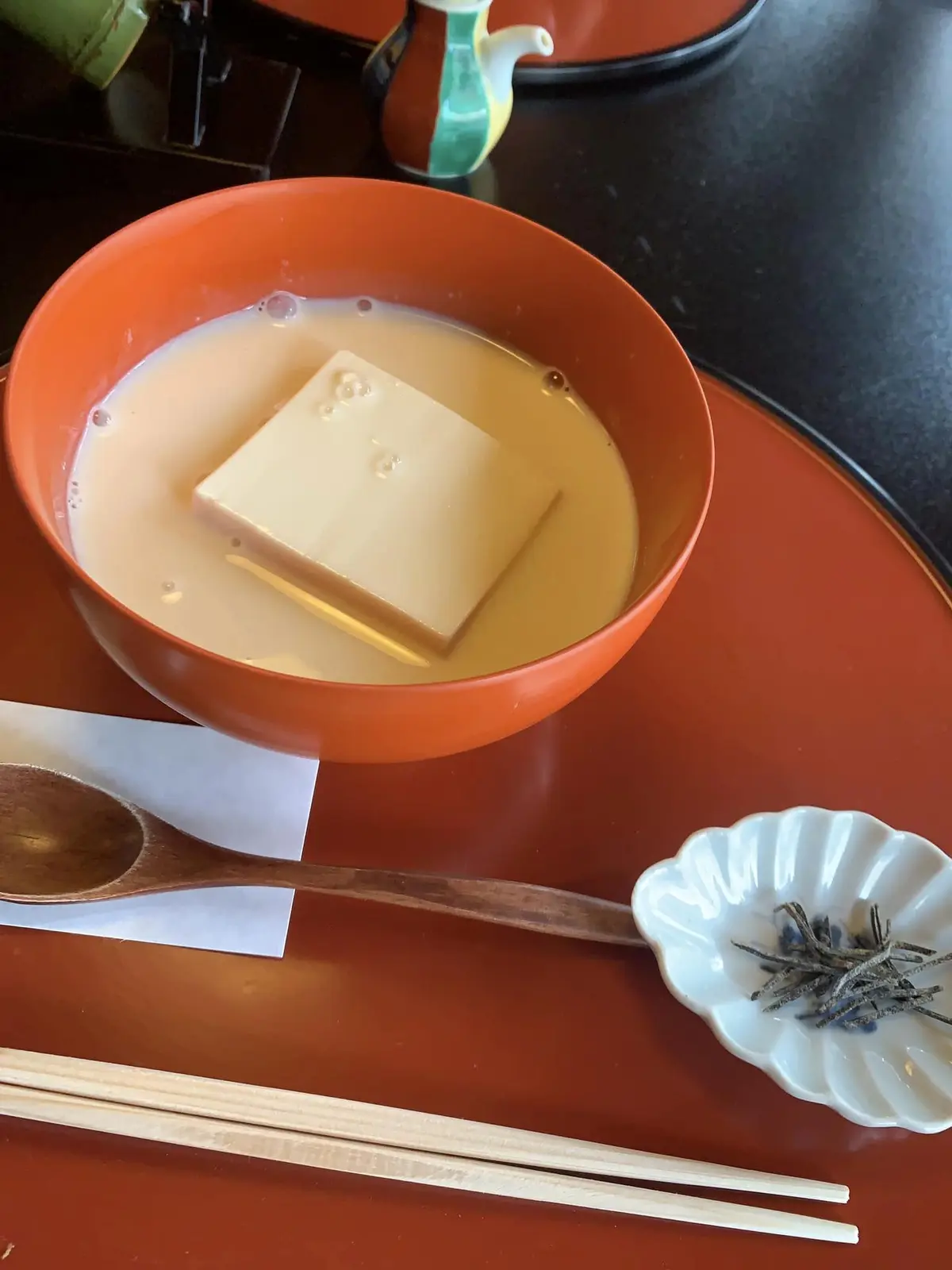 東京タワーと中庭を眺めながら、優しいお味の画像_2