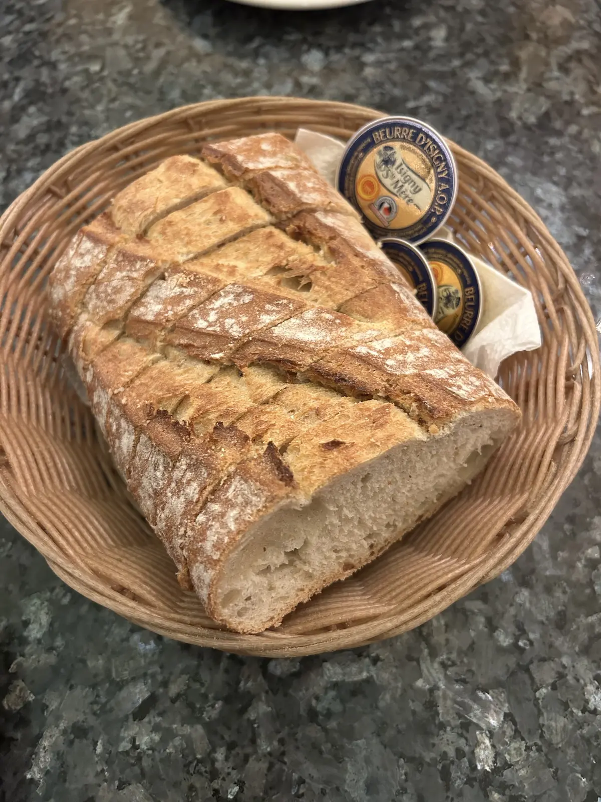 ブリュッセルの名店「La Roue D’or」　夕食　グランプラス