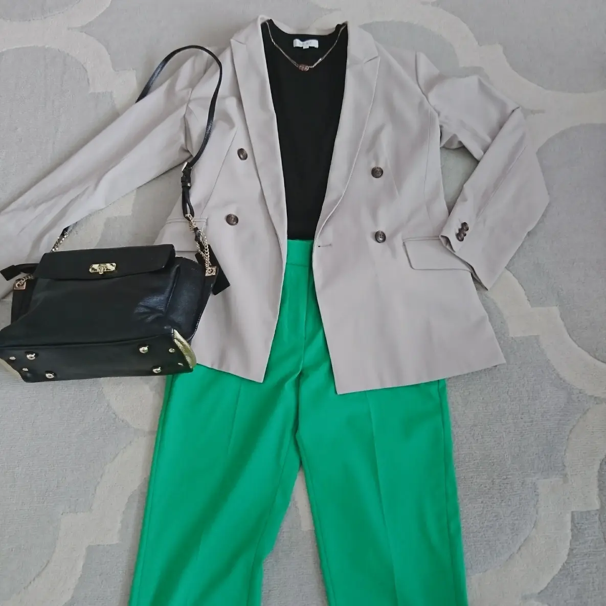 「きれい色」。私が選んだのはPLSTのリの画像_2