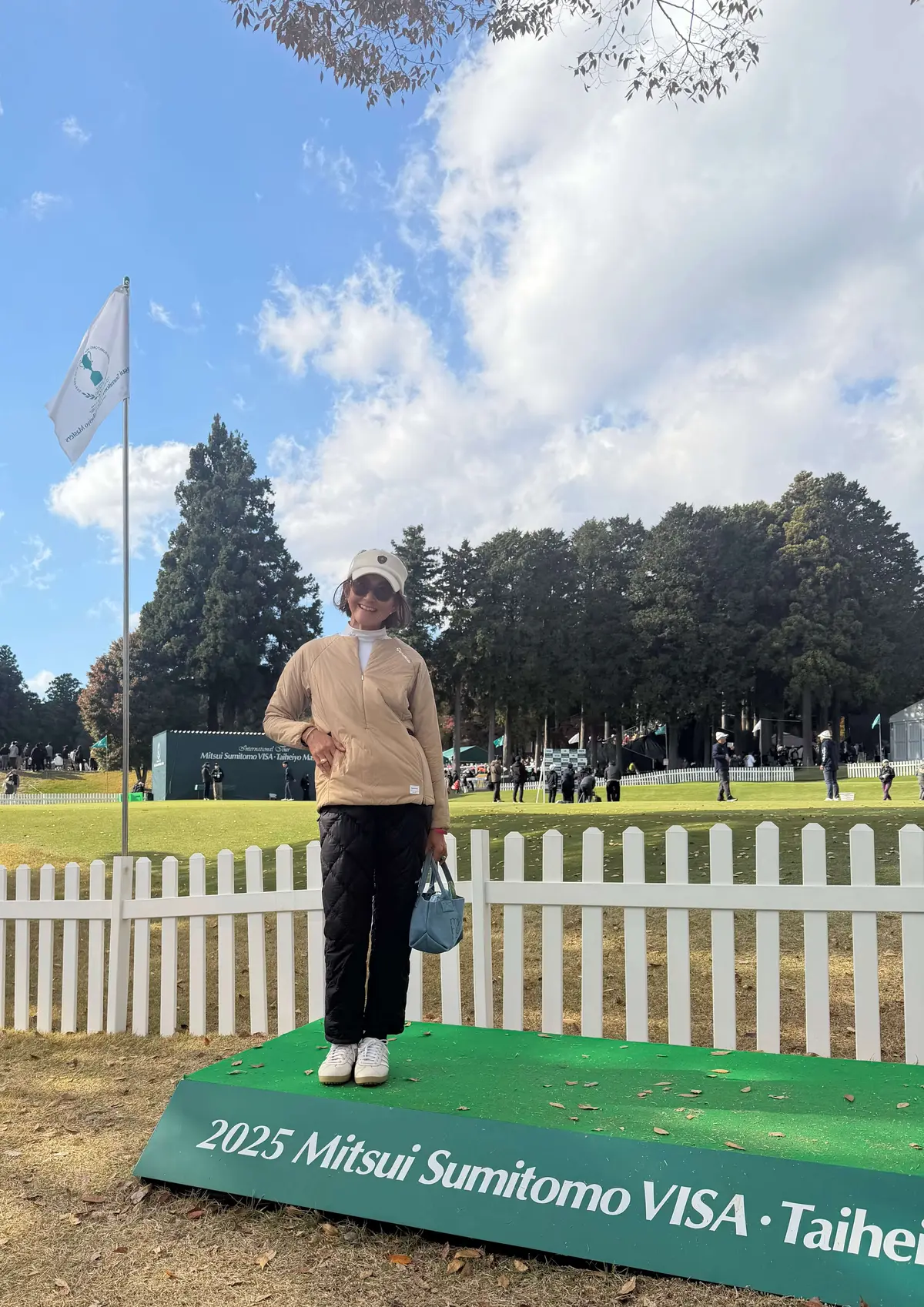 ゴルフトーナメント観戦　コーディネート