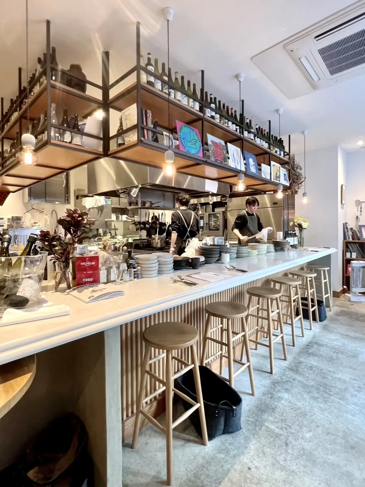 茅場町フレンチレストラン「Neki」店内写真