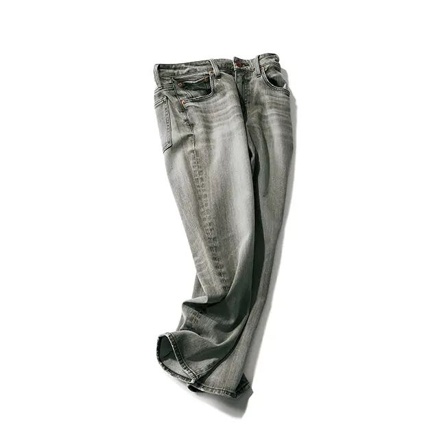 デニムパンツ￥20,9 00／ゲストリスト（レッドカード）