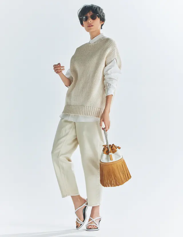 ヘルシーデニムのデニムをコーデしたLIZA