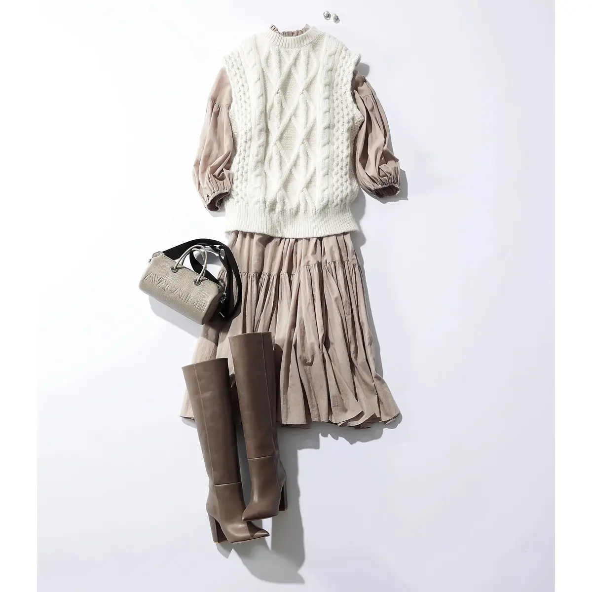 【50代 ファッション】大人を素敵に見せの画像_18