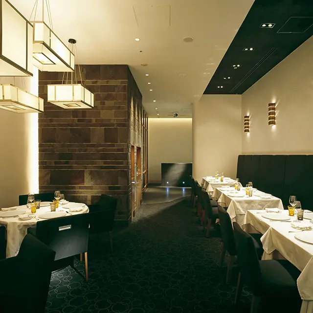 エディション・ コウジ シモムラ