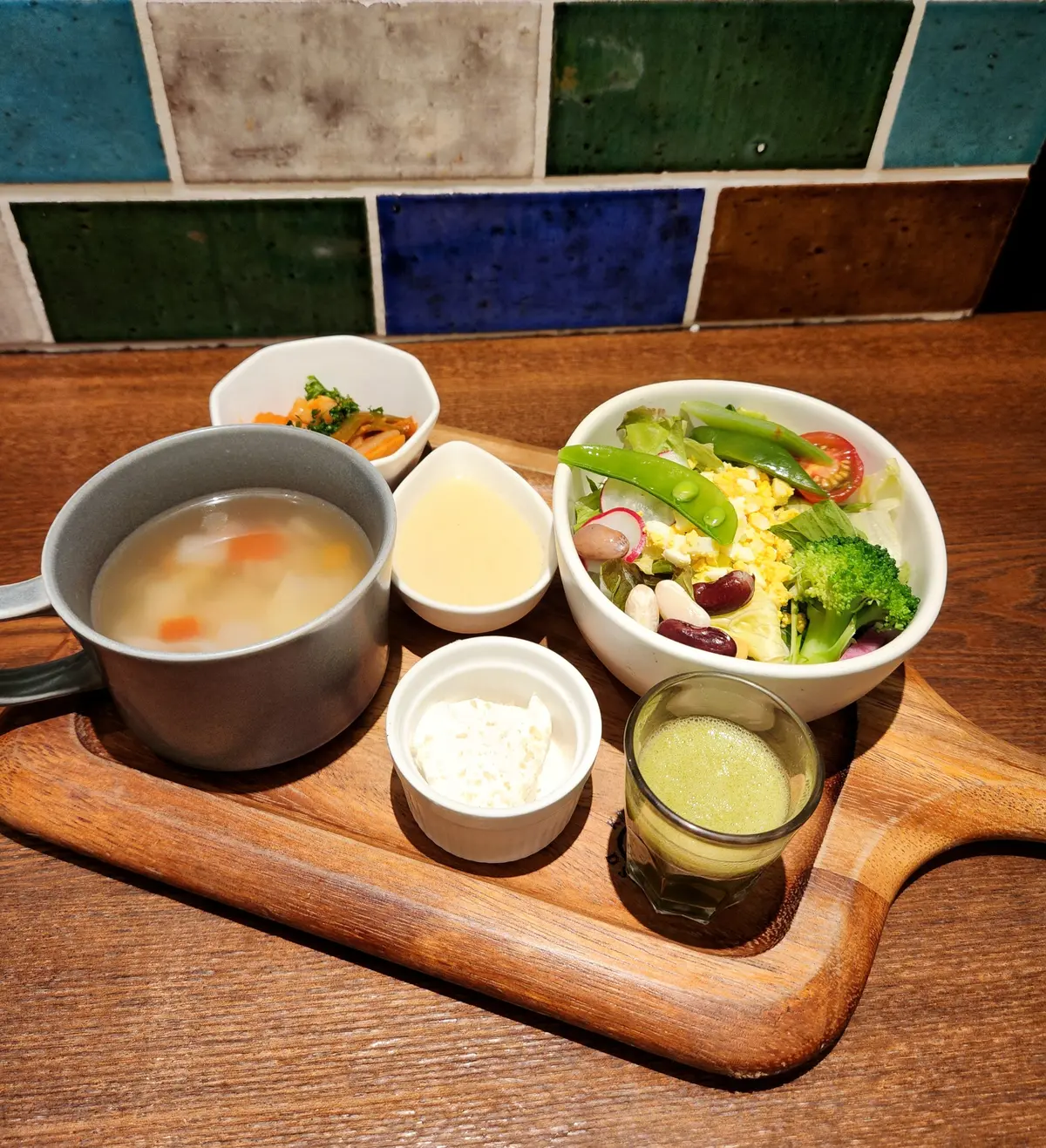 ランチセットについてくるBRMプレート。