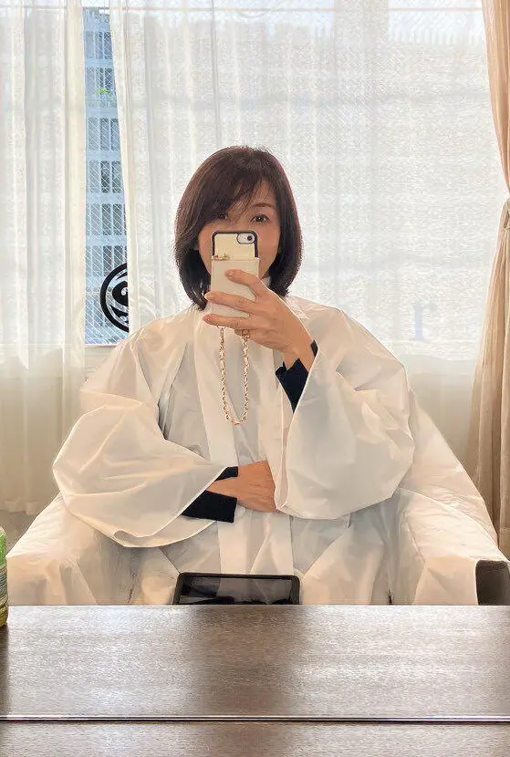 ミディアムヘア。ひし形　レイヤーボブ　ミディアムボブ 丸みボブ　eclat  eclat6月号 美髪プロジェクト　「美髪パーフェクトBOOK」marr中目黒　アラフィフ髪型　長めショート