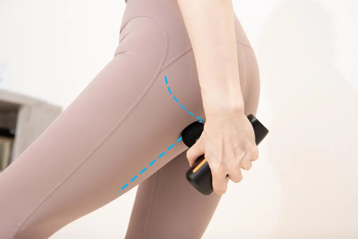 OurAge×Webエクラ　【ステップ１　太ももとお尻の境目に当てる】