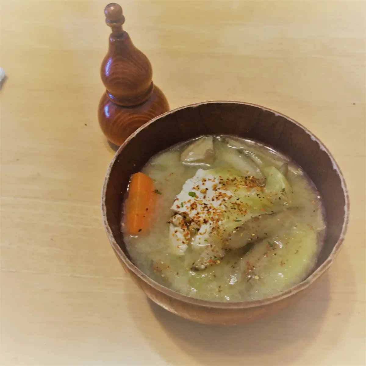 お味噌汁にも七味唐辛子