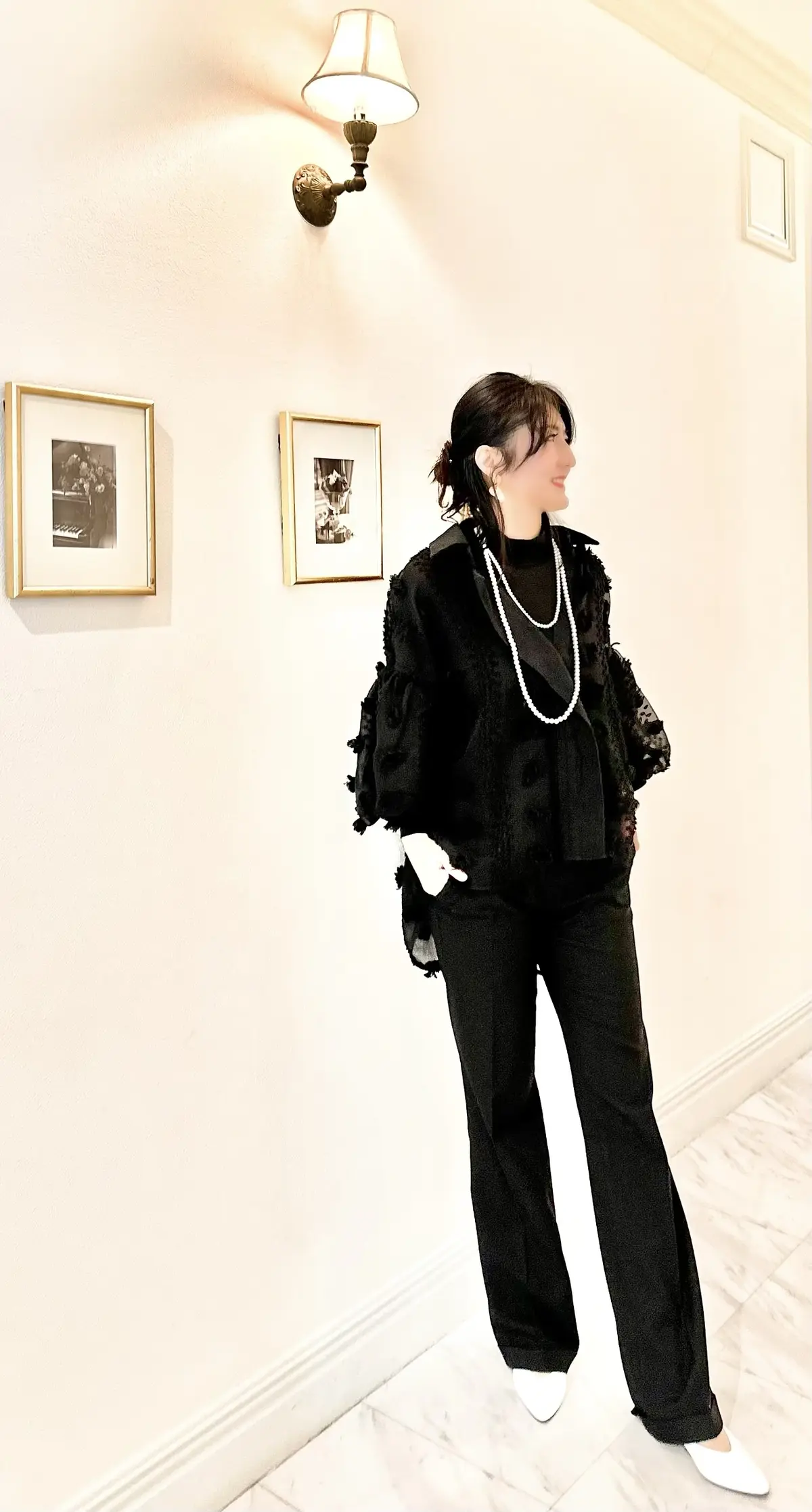 モノトーンコーデで白金フレンチへの画像_3