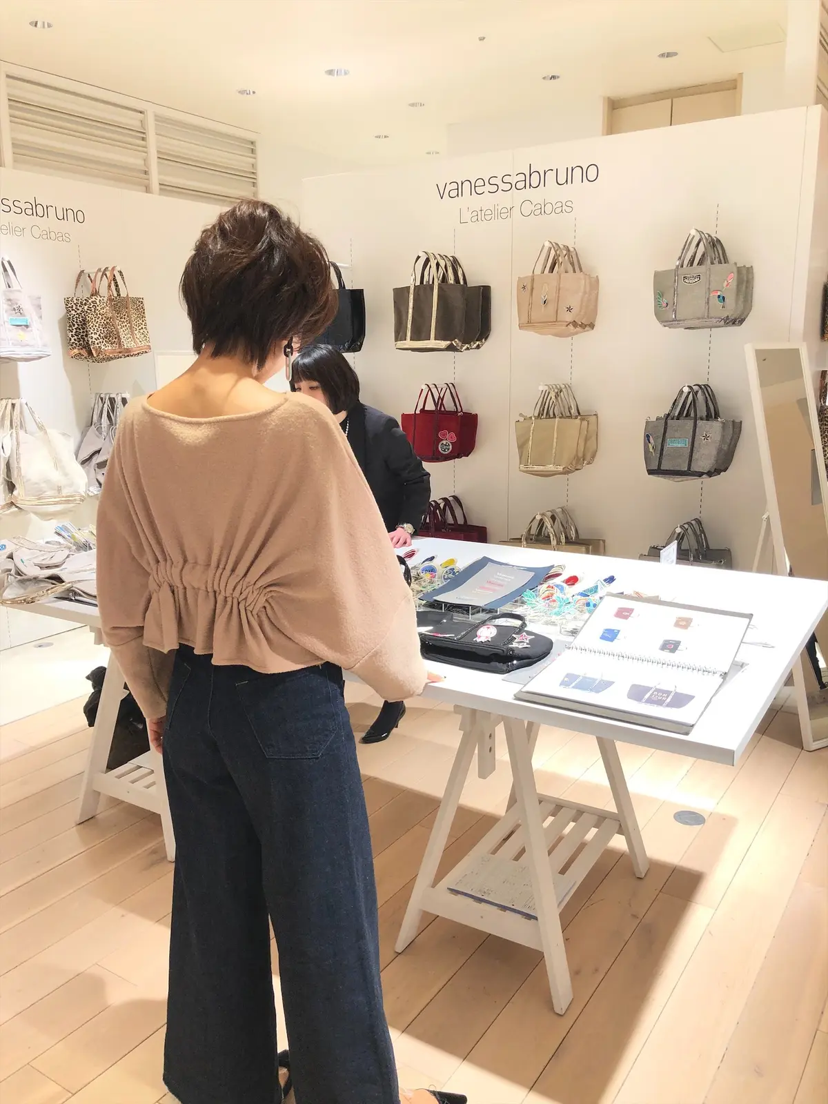 ヴァネッサブリューノのカスタマイズバッグの画像_6