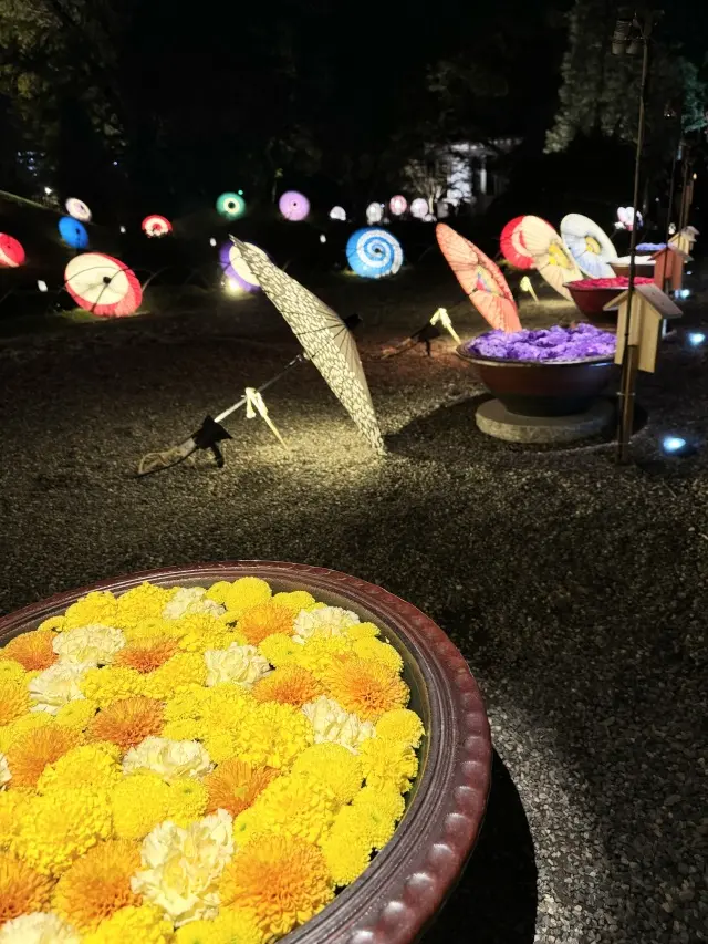 幻想的な雰囲気に包まれた灯りイベントの画像_16