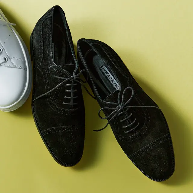 Manolo Blahnik／レースアップシューズ