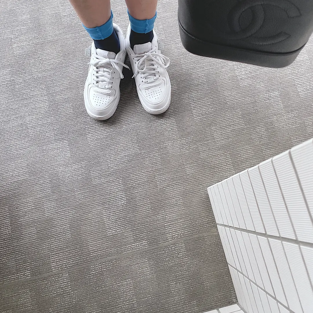 スニーカーと靴下