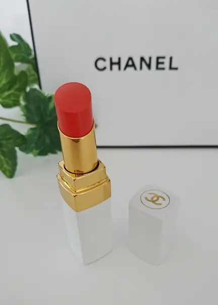 シャネル「 ルージュココボーム916 フラーティコーラル」リップクリーム