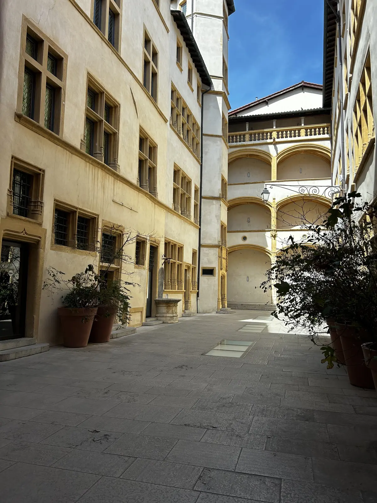 フランス　リヨン　１日観光　ガダニュ博物館（Musée Gadagne）