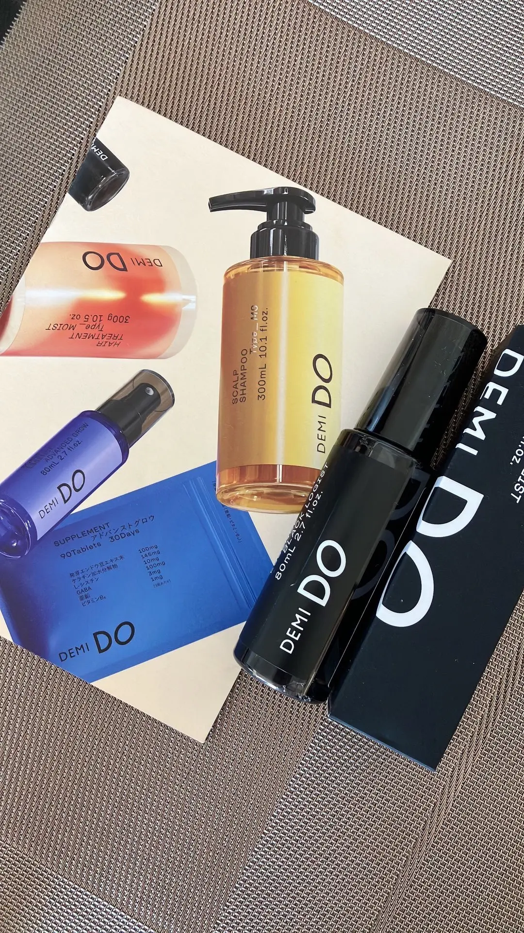 アラフィフミディアムヘア　外ハネボブ　くびれボブ　ヘアメンテナンス　DEMIDO jマダム 若見えヘア